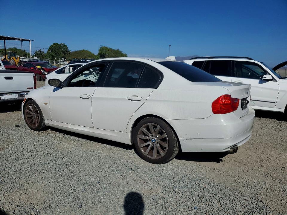 2011 Bmw 328 მანქანა იყიდება აუქციონზე, vin: WBAPH5C57BA446345, აუქციონის ნომერი: 70323736