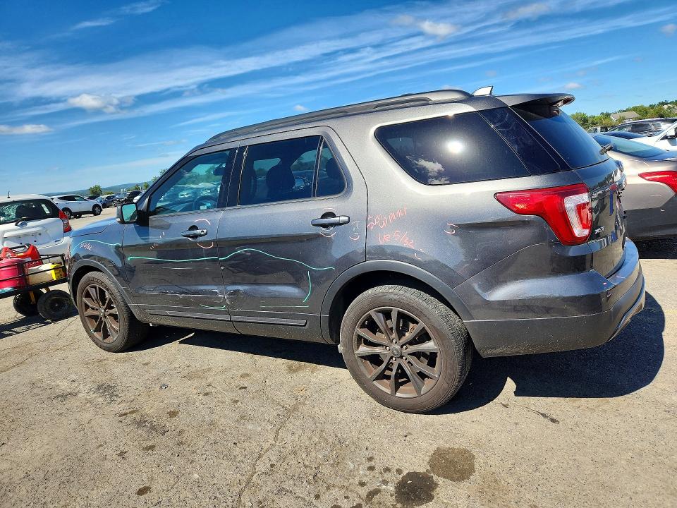 2017 Ford Explorer მანქანა იყიდება აუქციონზე, vin: 1FM5K8D82HGC30006, აუქციონის ნომერი: 69648996