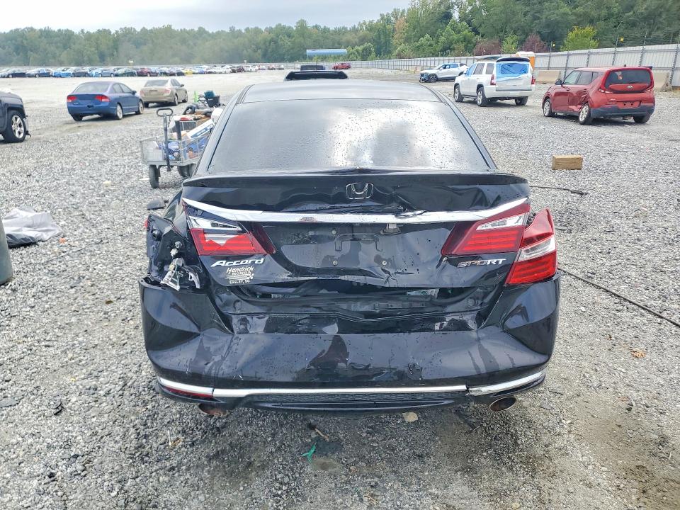 2017 Honda Accord მანქანა იყიდება აუქციონზე, vin: 1HGCR2F52HA275961, აუქციონის ნომერი: 68069016
