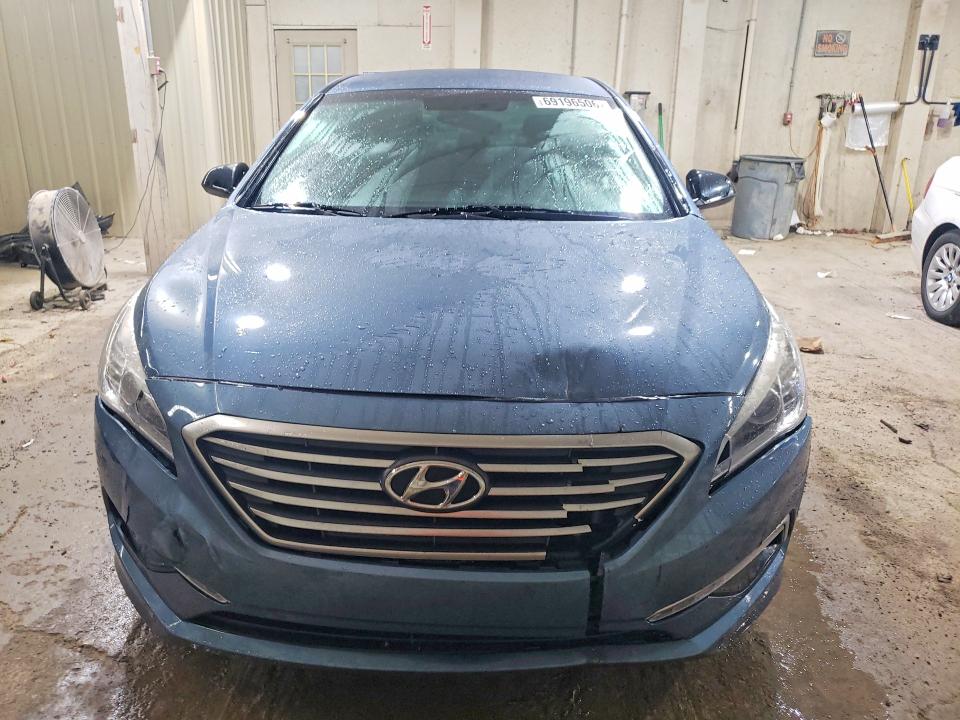 2015 Hyundai Sonata მანქანა იყიდება აუქციონზე, vin: 5NPE24AF2FH152836, აუქციონის ნომერი: 69196506