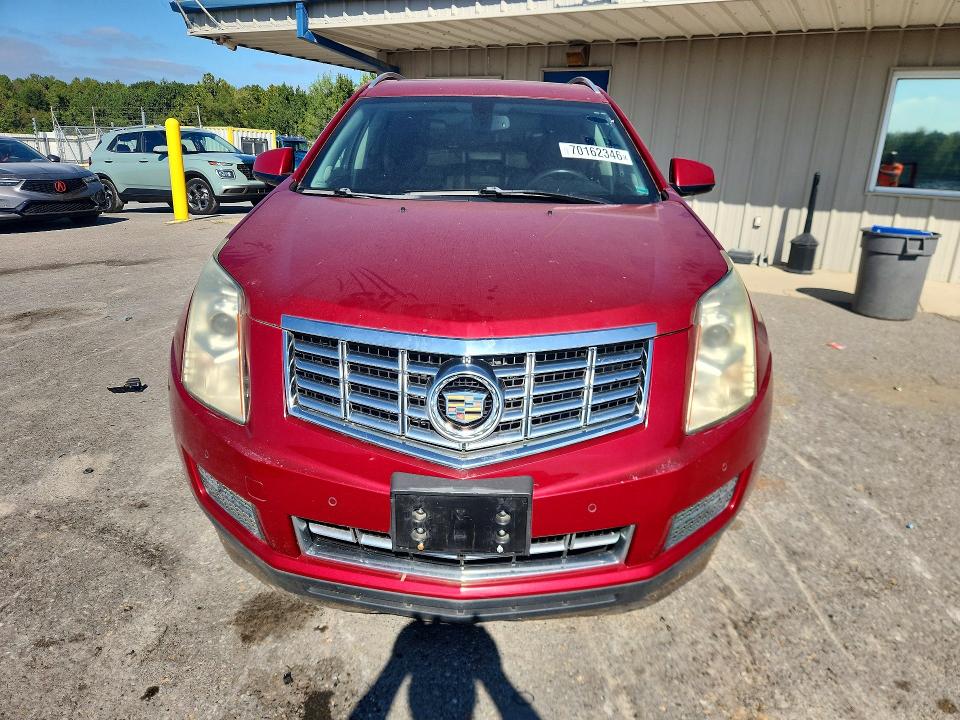 70162346 :رقم المزاد ، 3GYFNBE34FS622946 vin ، 2015 Cadillac Srx مزاد بيع