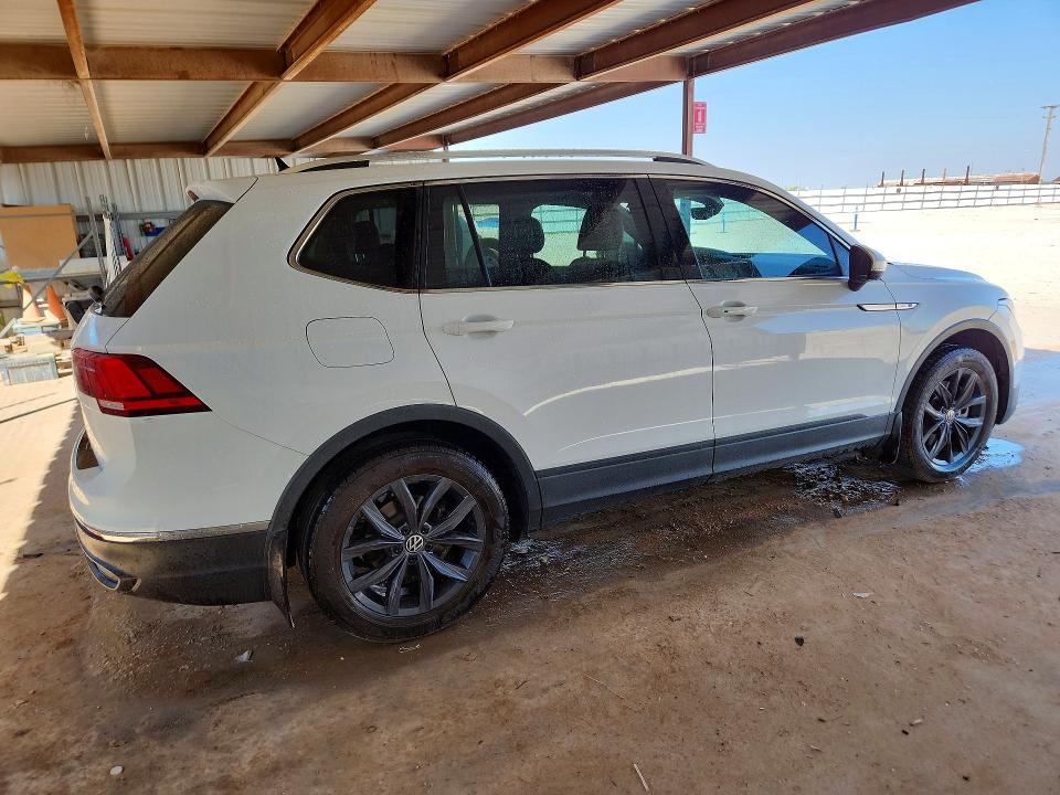 Продажа на аукционе авто 2022 Volkswagen Tiguan, vin: 3VV3B7AX9NM013119, номер лота: 68797936