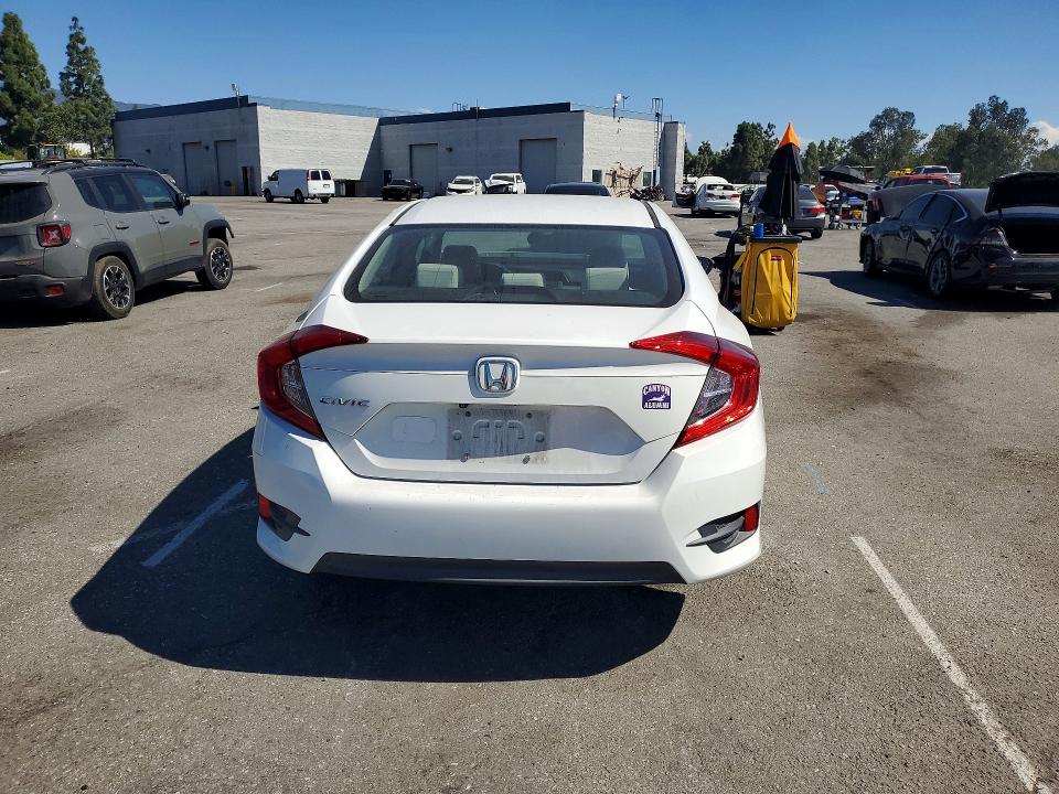 Aukcja sprzedaży 2018 Honda Civic, vin: 2HGFC2F51JH518293, numer aukcji: 70476336