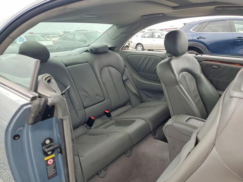 69182636 :رقم المزاد ، WDBTJ56H76F200477 vin ، 2006 Mercedes-benz Clk مزاد بيع