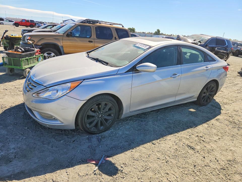 70741976 :رقم المزاد ، 5NPEC4AB8BH173386 vin ، 2011 Hyundai Sonata مزاد بيع