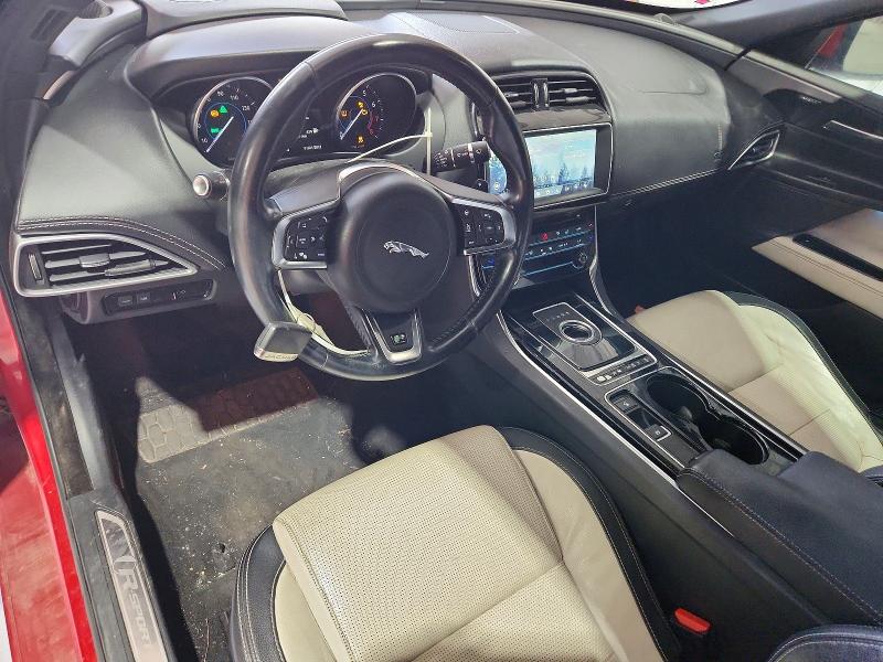 Продаж на аукціоні авто 2017 Jaguar Xe, vin: SAJAL4BV8HA949623, номер лоту: 68344166