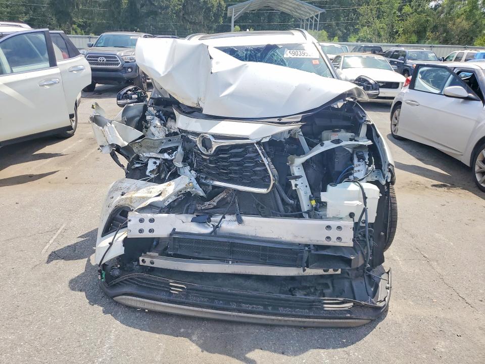 2021 Toyota Highlander მანქანა იყიდება აუქციონზე, vin: 5TDEBRCH3MS015746, აუქციონის ნომერი: 69039986