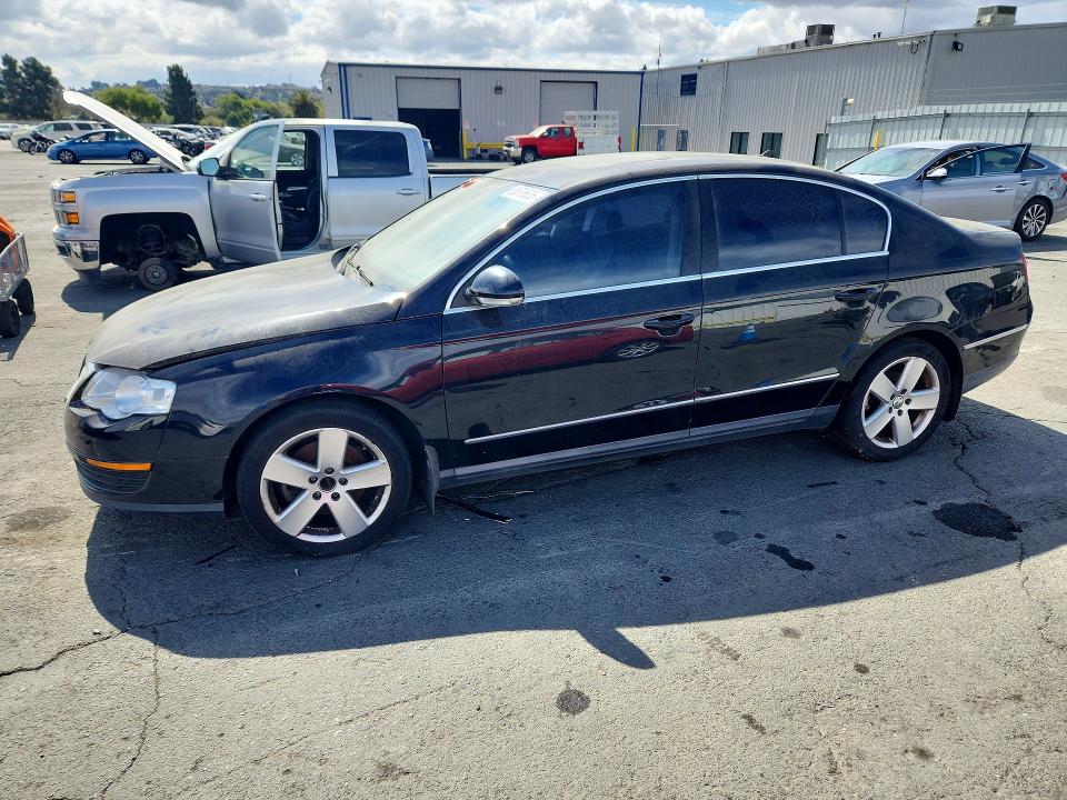 2008 Volkswagen Passat მანქანა იყიდება აუქციონზე, vin: WVWAK73CX8E185055, აუქციონის ნომერი: 66876606