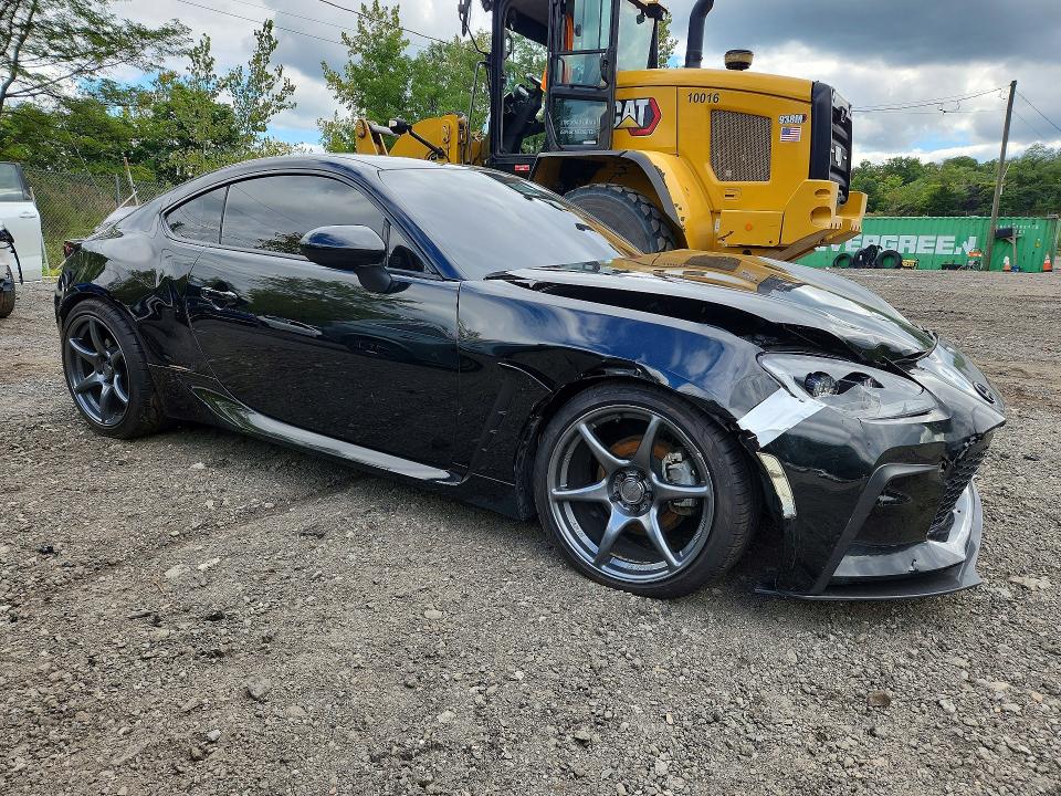 70216096 :رقم المزاد ، JF1ZNBE1XP9762902 vin ، 2023 Toyota Gr 86 مزاد بيع