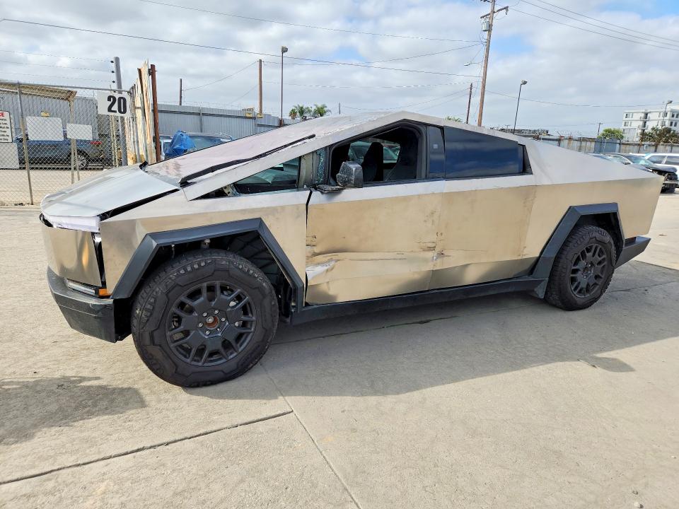 Продаж на аукціоні авто 2024 Tesla Cybertruck, vin: 7G2CEHED8RA000054        , номер лоту: 69174746