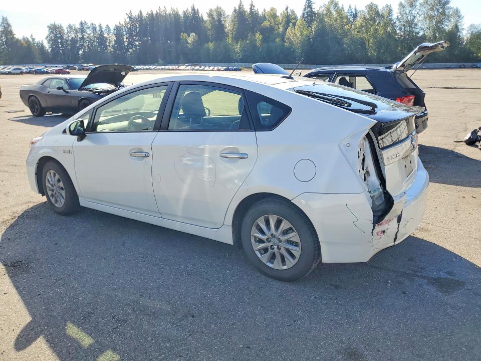 Продажа на аукционе авто 2013 Toyota Prius Plug-in Hybrid, vin: JTDKN3DP8D3048241, номер лота: 70126246
