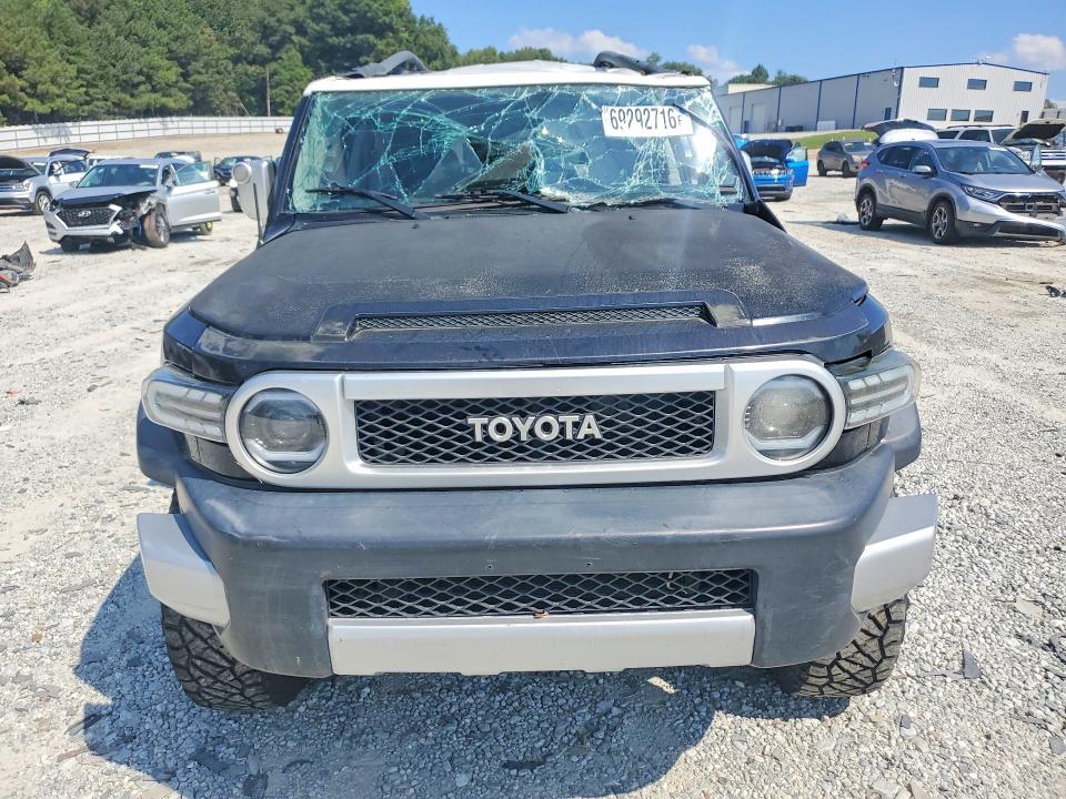 69292716 :رقم المزاد ، JTEBU11F070081190 vin ، 2007 Toyota Fj Cruiser مزاد بيع