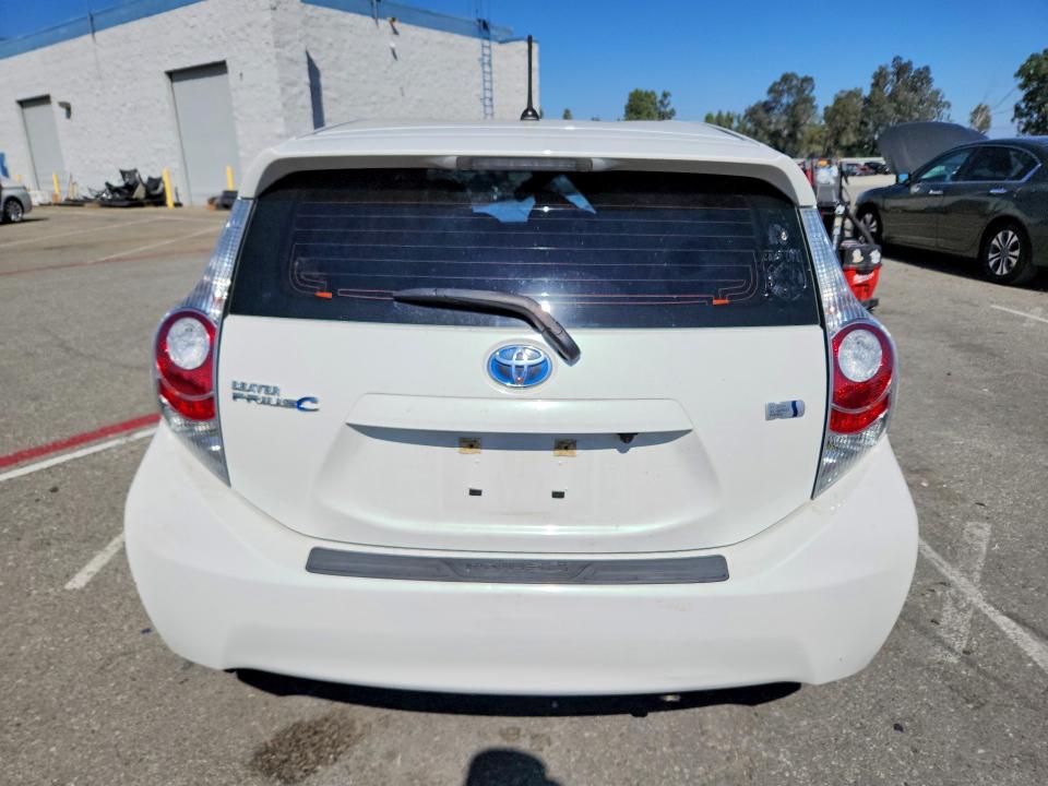 Продажа на аукционе авто 2013 Toyota Prius C, vin: JTDKDTB32D1531948, номер лота: 69752356