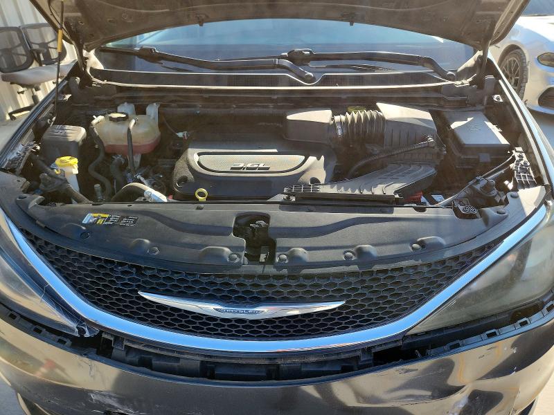 67187646 :رقم المزاد ، 2C4RC1DG7HR516112 vin ، 2017 Chrysler Pacifica مزاد بيع