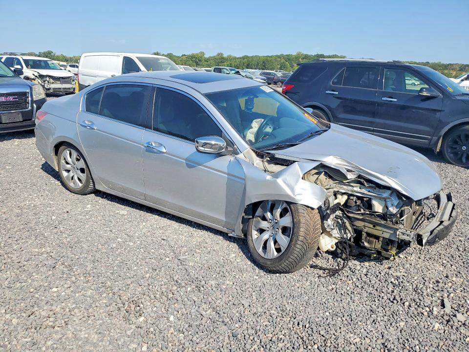 2010 Honda Accord მანქანა იყიდება აუქციონზე, vin: 1HGCP3F80AA003646, აუქციონის ნომერი: 67613686