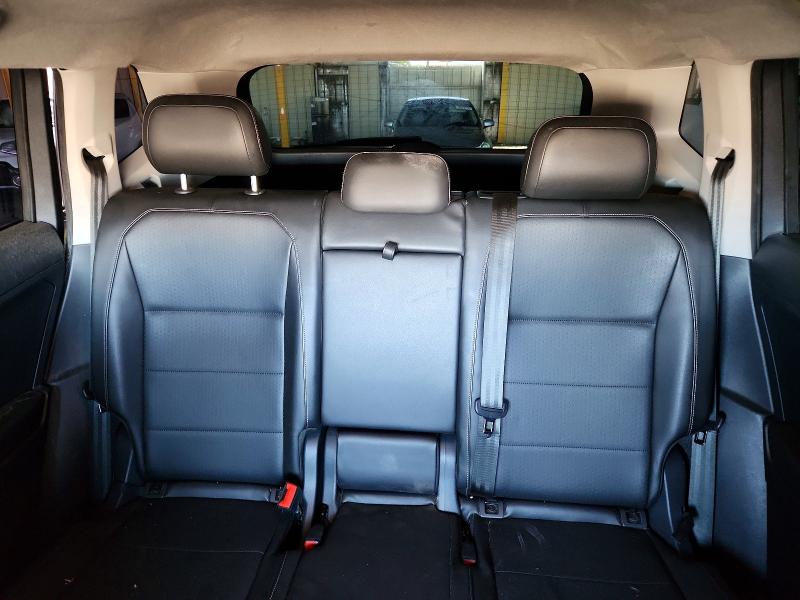 Продажа на аукционе авто 2018 Volkswagen Tiguan, vin: 3VV2B7AXXJM069155, номер лота: 70847336