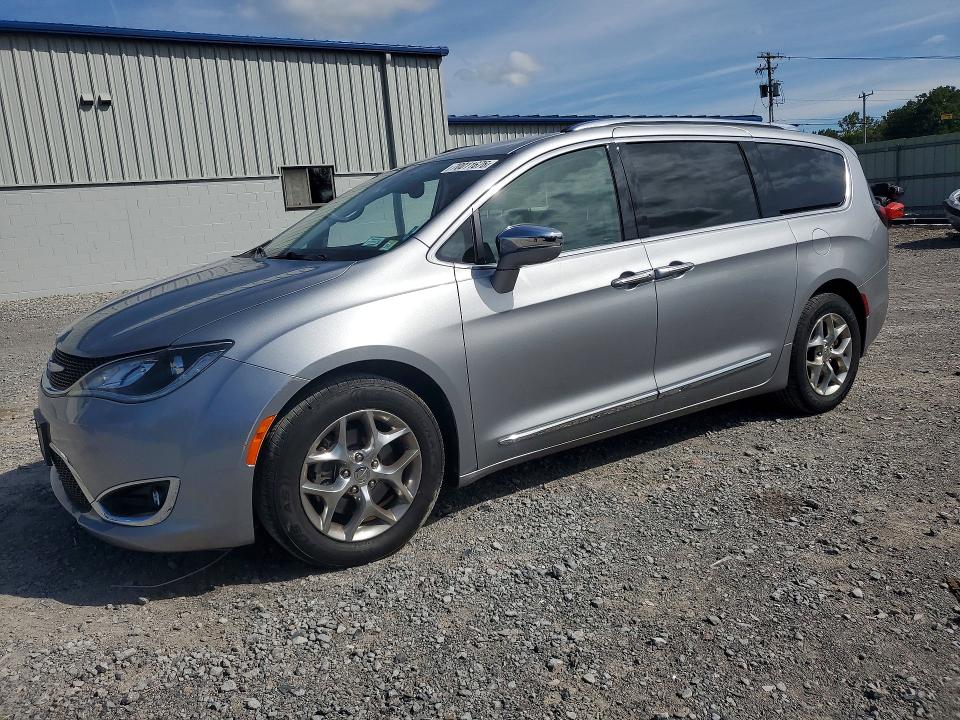 Auction sale of the 2019 Chrysler Pacifica, vin: 2C4RC1GG8KR552040, lot number: 70011676