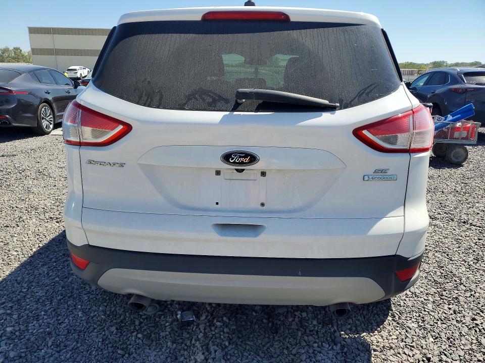 67457246 :رقم المزاد ، 1FMCU0G90GUB16335 vin ، 2016 Ford Escape مزاد بيع