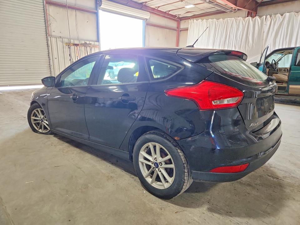 70033106 :رقم المزاد ، 1FADP3K29HL246462 vin ، 2017 Ford Focus مزاد بيع