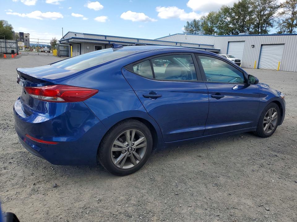Продажа на аукционе авто 2018 Hyundai Elantra, vin: 5NPD84LF8JH297301, номер лота: 69945626
