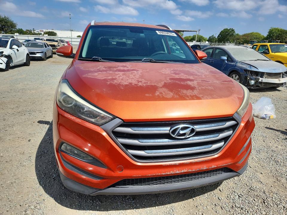 69059076 :رقم المزاد ، KM8J33A23GU028371 vin ، 2016 Hyundai Tucson مزاد بيع