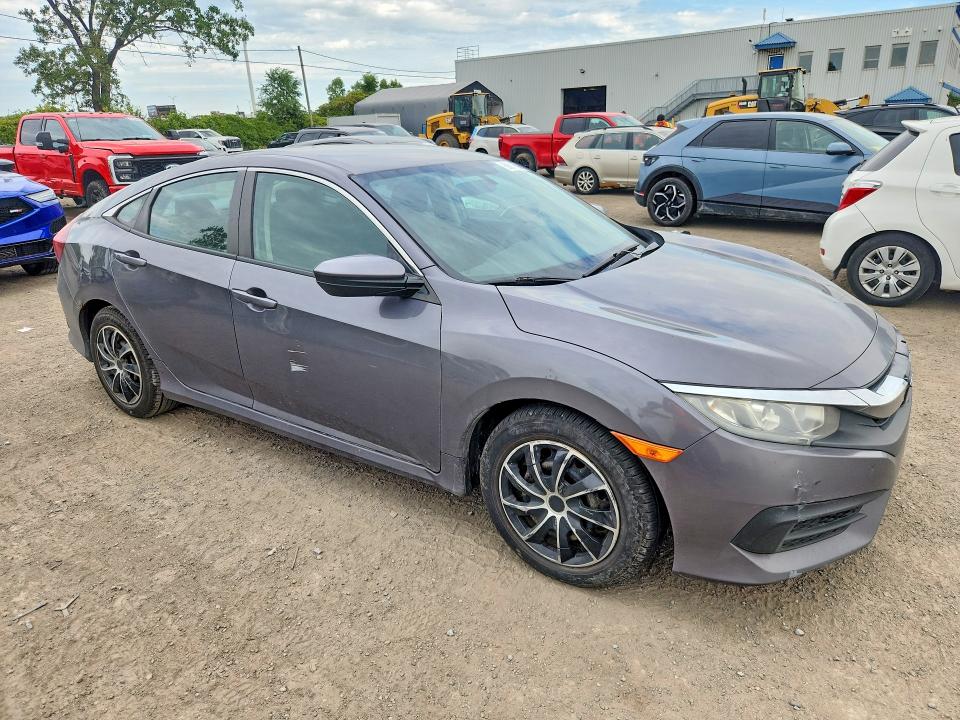 Продажа на аукционе авто 2016 Honda Civic, vin: 2HGFC2E52GH013194, номер лота: 68647386