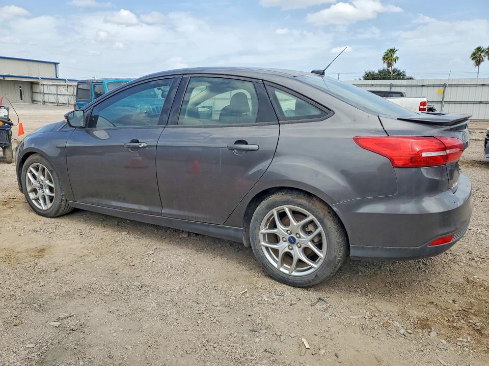 69043516 :رقم المزاد ، 1FADP3F24FL274774 vin ، 2015 Ford Focus مزاد بيع