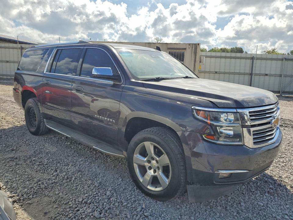 68721566 :رقم المزاد ، 1GNSCKKC0FR523601 vin ، 2015 Chevrolet Suburban مزاد بيع
