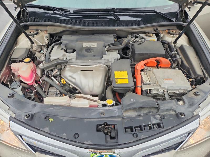 2014 Toyota Camry Hybrid მანქანა იყიდება აუქციონზე, vin: 4T1BD1FK3EU098853, აუქციონის ნომერი: 72193686