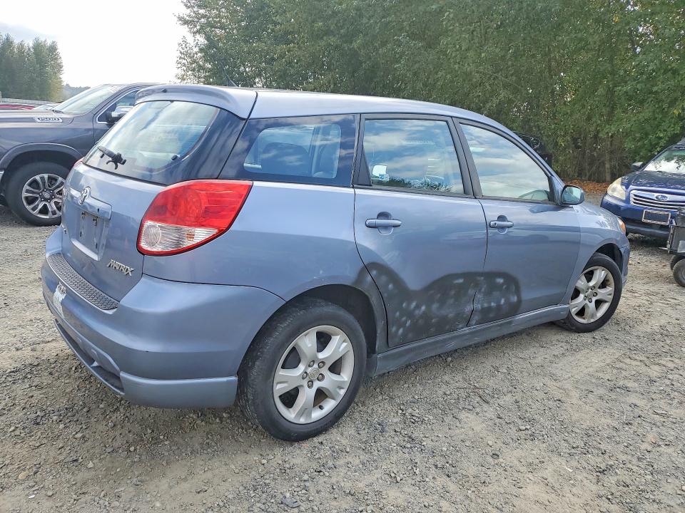 68170166 :رقم المزاد ، 2T1LR32E74C300546 vin ، 2004 Toyota Matrix مزاد بيع