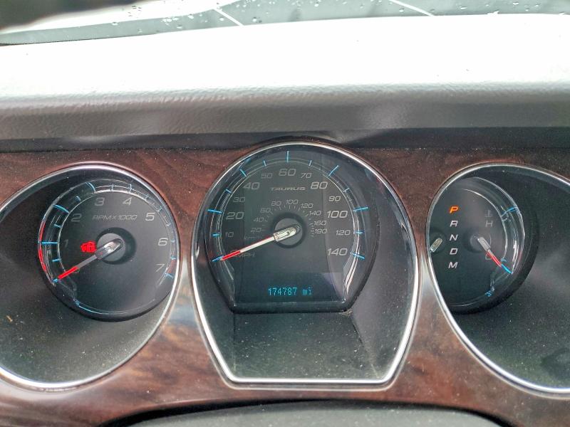 Продаж на аукціоні авто 2011 Ford Taurus, vin: 1FAHP2EW1BG143627, номер лоту: 68598786
