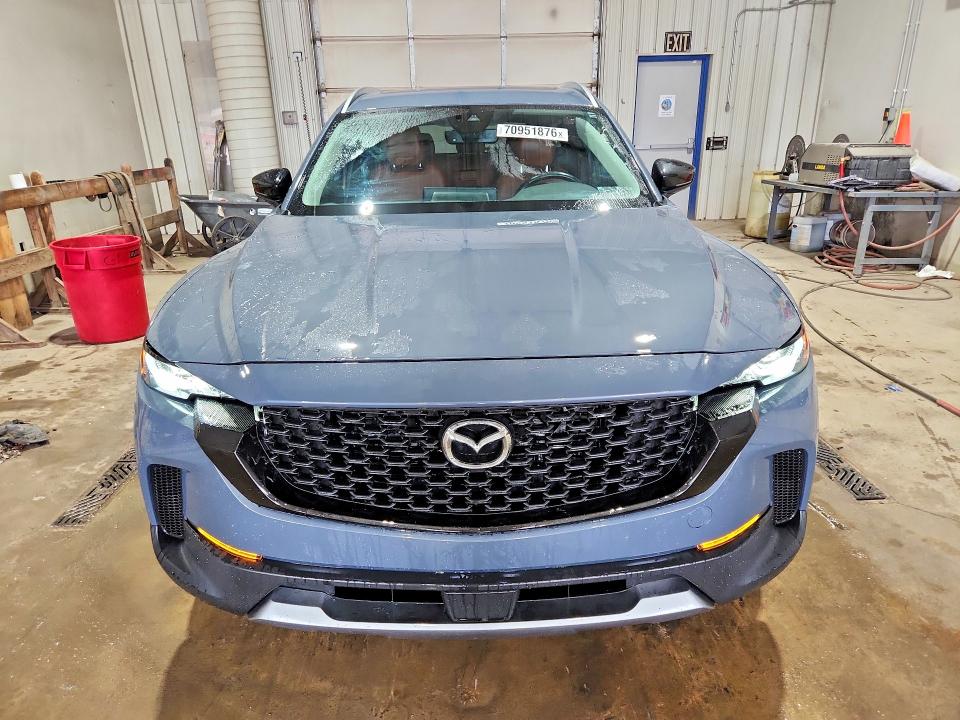 70951876 :رقم المزاد ، 7MMVABXY7PN127402 vin ، 2023 Mazda Cx-50 مزاد بيع