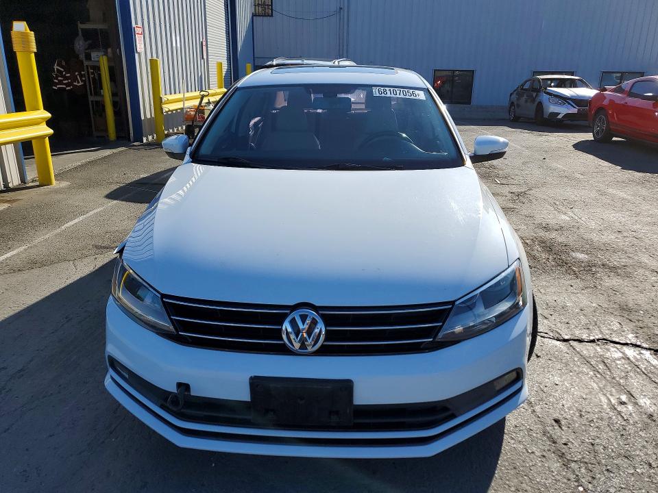 2016 Volkswagen Jetta მანქანა იყიდება აუქციონზე, vin: 3VWL17AJ3GM203821, აუქციონის ნომერი: 68107056