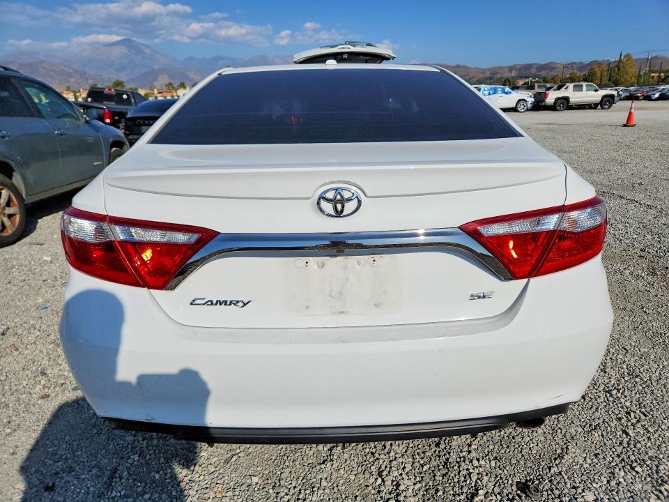 2017 Toyota Camry მანქანა იყიდება აუქციონზე, vin: 4T1BF1FK0HU359015, აუქციონის ნომერი: 69733306