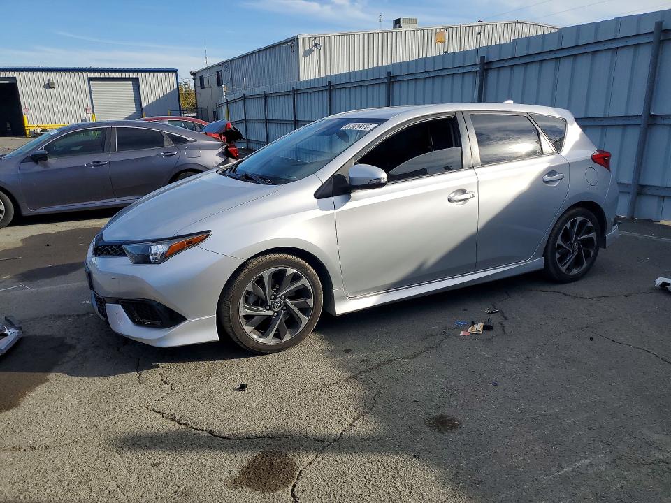 67929476 :رقم المزاد ، JTNKARJE4HJ541378 vin ، 2017 Toyota Corolla Im مزاد بيع