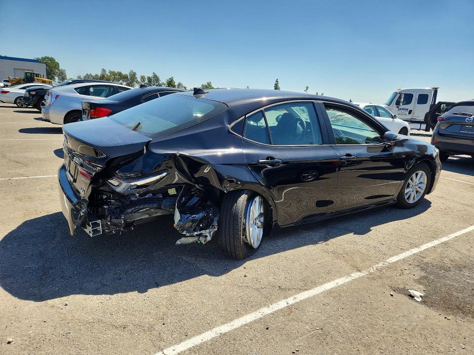Продаж на аукціоні авто 2026 Toyota Camry, vin: 4T1DAACKXTU762228, номер лоту: 68239136
