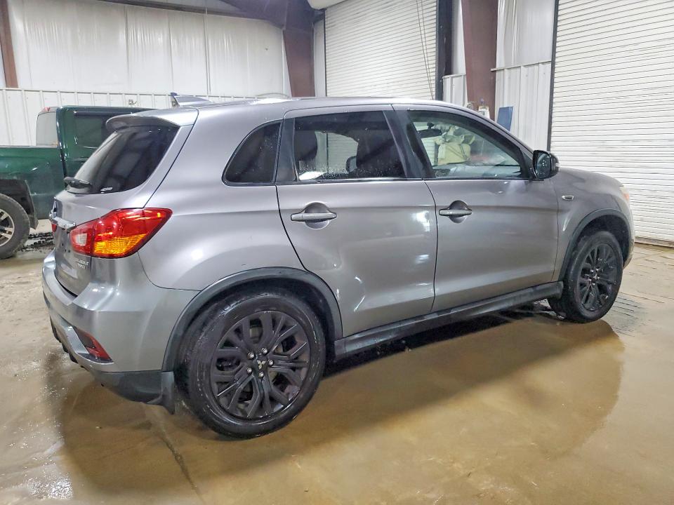 69168246 :رقم المزاد ، JA4AR3AU1JU007203 vin ، 2018 Mitsubishi Outlander Sport مزاد بيع
