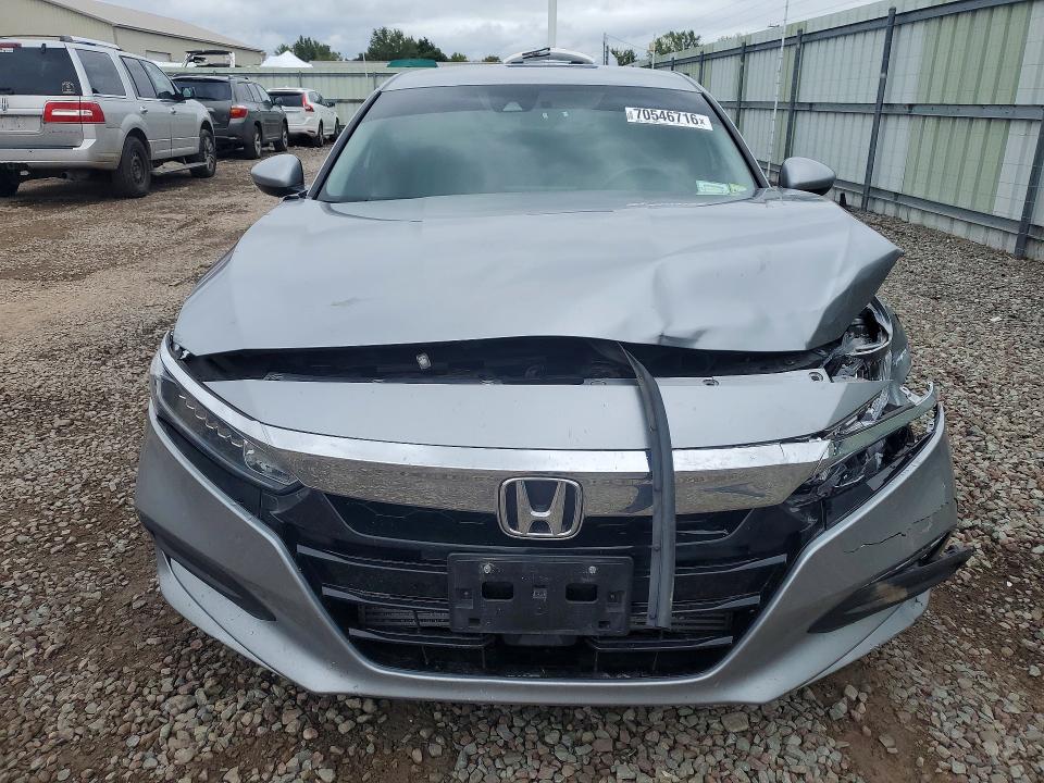 70546716 :رقم المزاد ، 1HGCV1F13LA035197 vin ، 2020 Honda Accord مزاد بيع