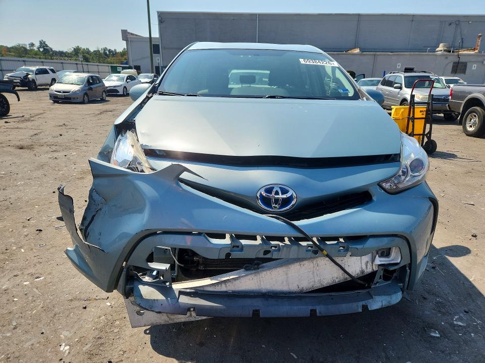 69384226 :رقم المزاد ، JTDZN3EU1HJ073261 vin ، 2017 Toyota Prius V مزاد بيع