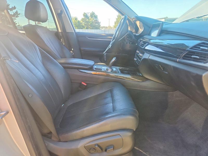 71023926 :رقم المزاد ، 5UXKR0C56F0P12140 vin ، 2015 Bmw X5 مزاد بيع