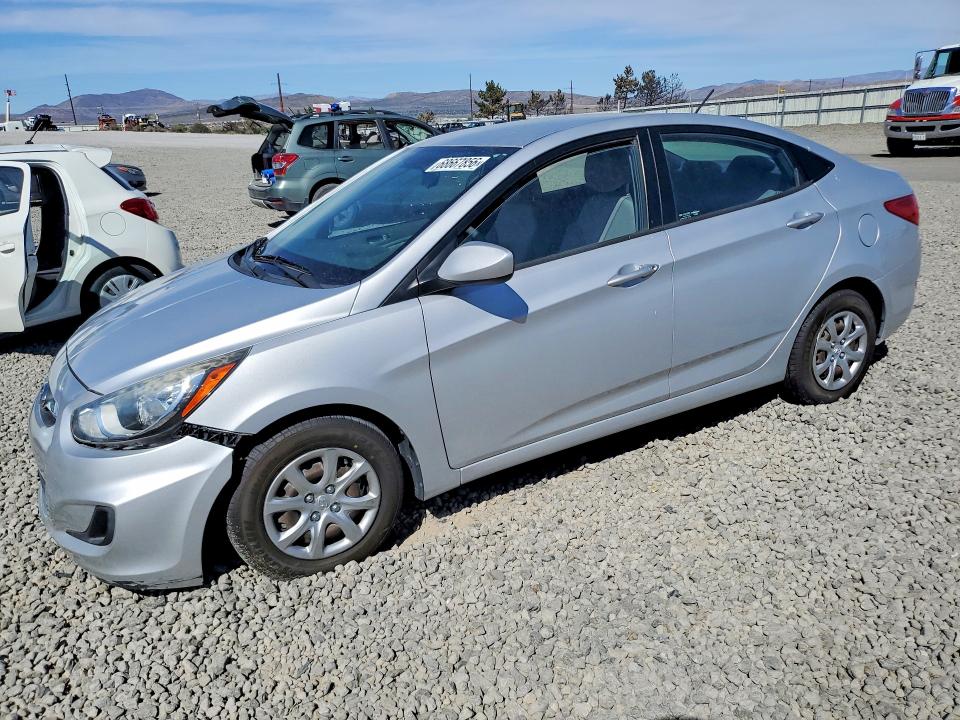 2014 Hyundai Accent მანქანა იყიდება აუქციონზე, vin: KMHCT4AE0EU704815, აუქციონის ნომერი: 68667856