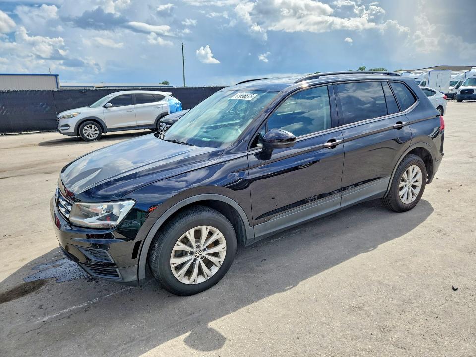 Продаж на аукціоні авто 2018 Volkswagen Tiguan, vin: 3VV1B7AXXJM053792, номер лоту: 67896516