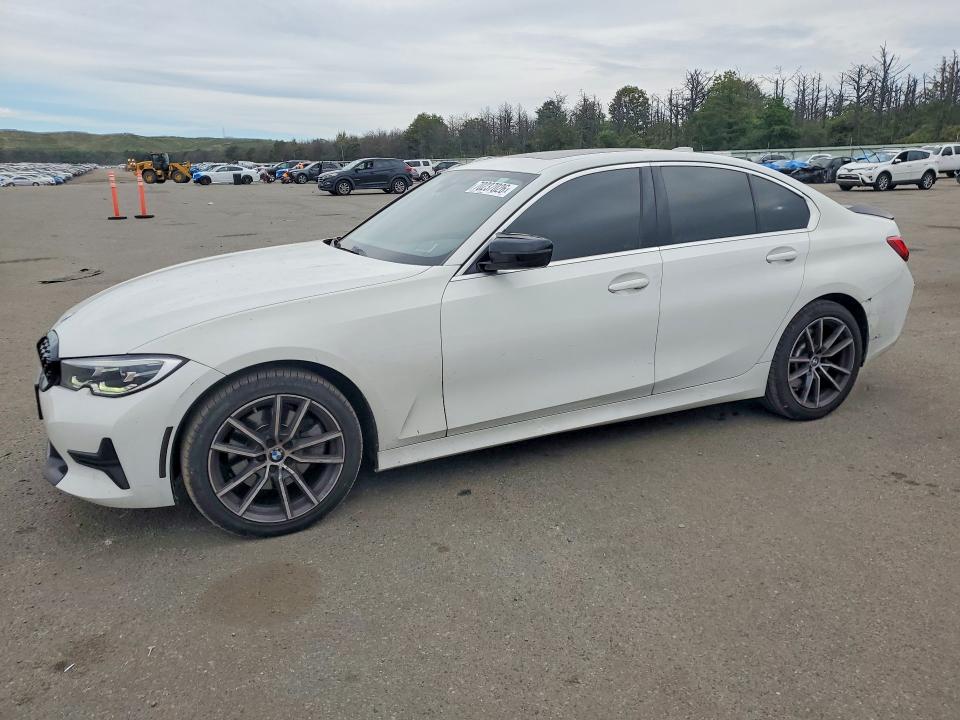 2021 Bmw 330xi მანქანა იყიდება აუქციონზე, vin: 3MW5R7J09M8B73043, აუქციონის ნომერი: 70237026