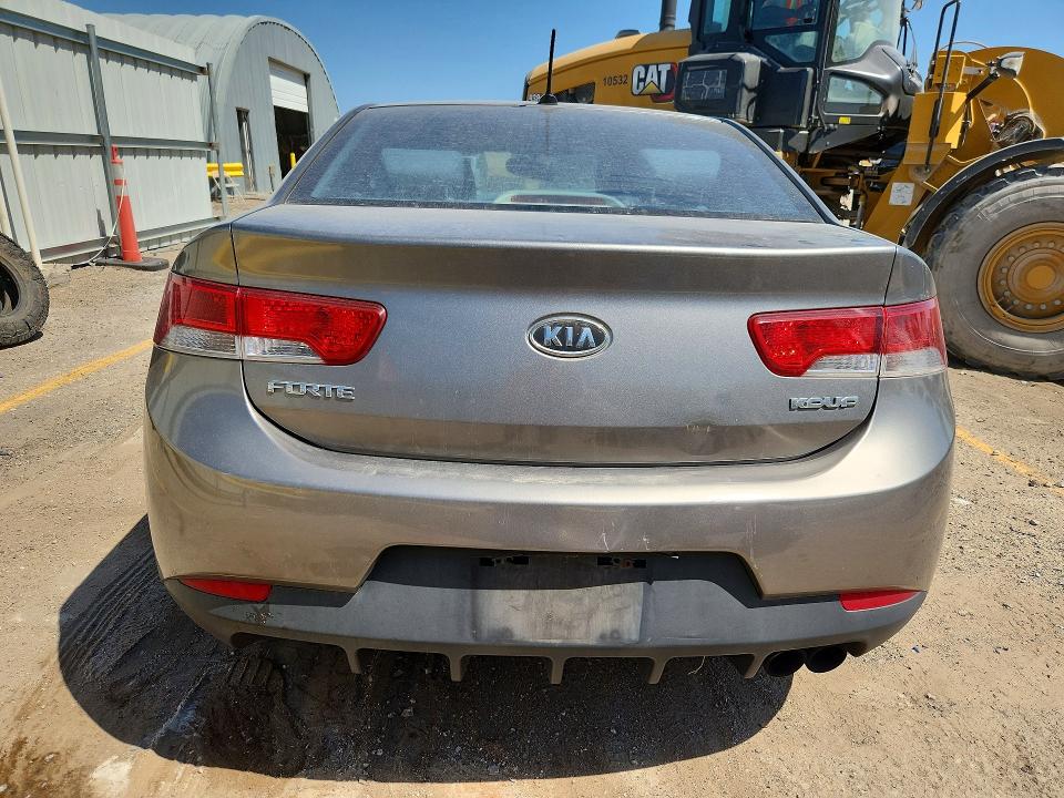 67809416 :رقم المزاد ، KNAFU6A22A5257860 vin ، 2010 Kia Forte Koup مزاد بيع