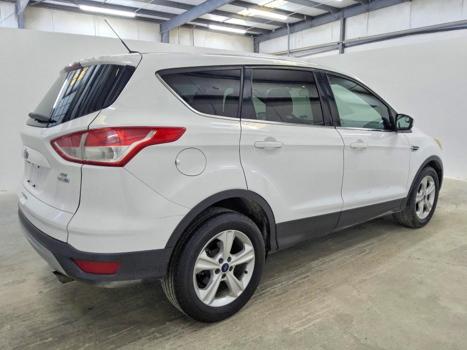 Продажа на аукционе авто 2016 Ford Escape, vin: 1FMCU9GX2GUB75311, номер лота: 66439546