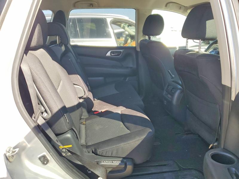69031036 :رقم المزاد ، 5N1DR2MN0JC608198 vin ، 2018 Nissan Pathfinder مزاد بيع