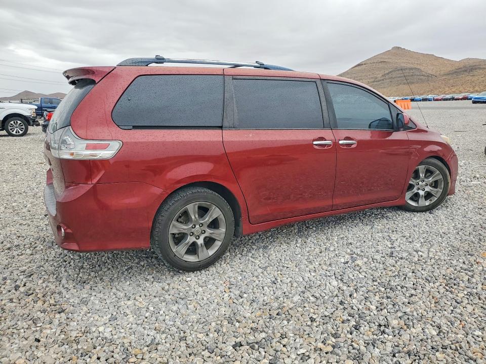 2014 Toyota Sienna მანქანა იყიდება აუქციონზე, vin: 5TDXK3DC9ES427504, აუქციონის ნომერი: 70733376
