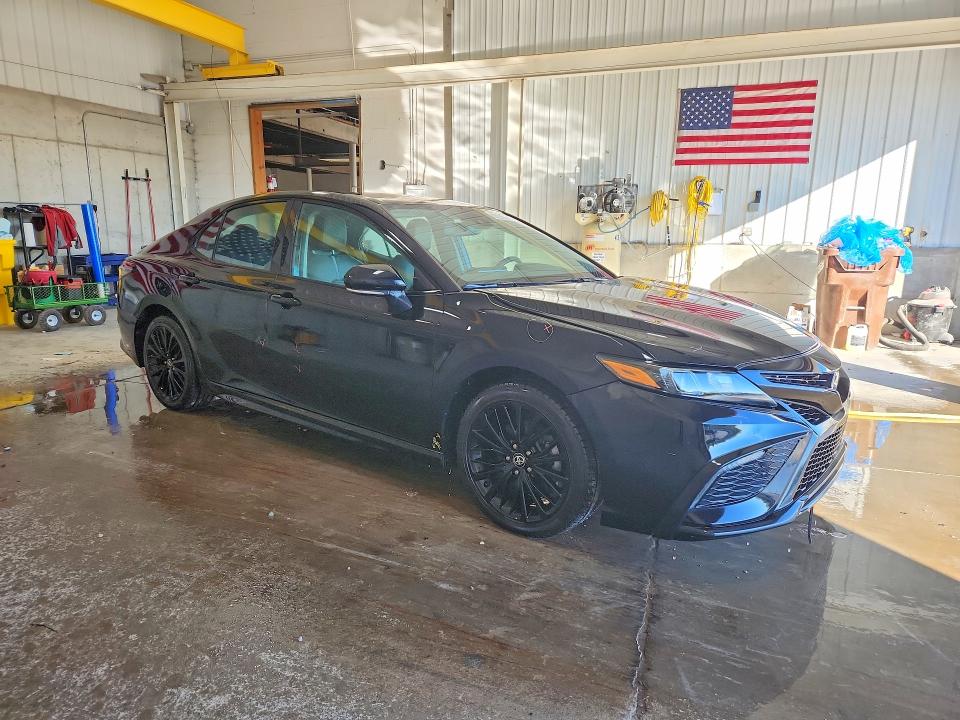 Aukcja sprzedaży 2022 Toyota Camry, vin: 4T1T11AK5NU033443, numer aukcji: 70631656