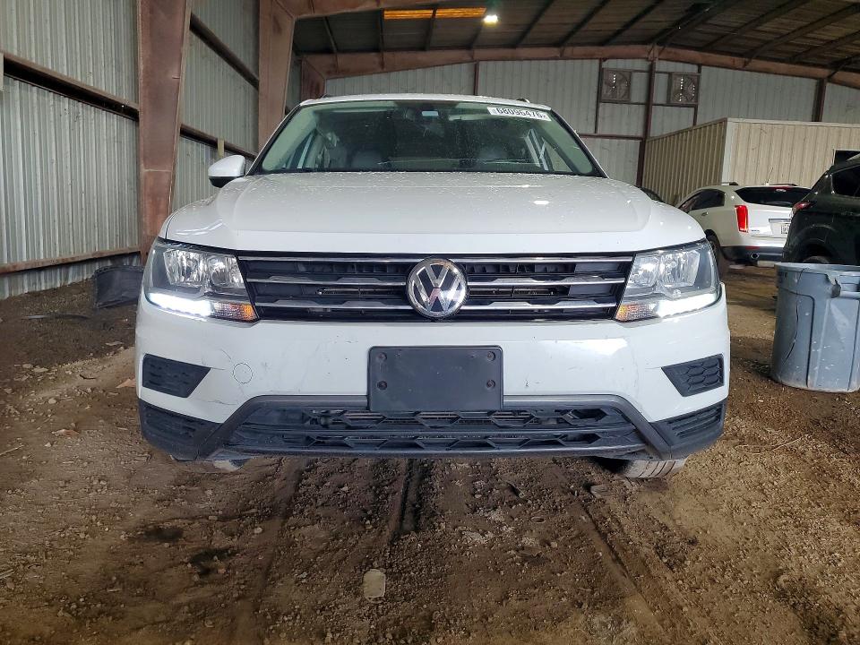 2020 Volkswagen Tiguan მანქანა იყიდება აუქციონზე, vin: 3VV3B7AX8LM078315, აუქციონის ნომერი: 68096476