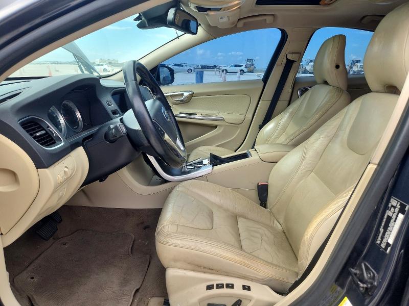 68057986 :رقم المزاد ، YV1622FS2C2138201 vin ، 2012 Volvo S60 مزاد بيع